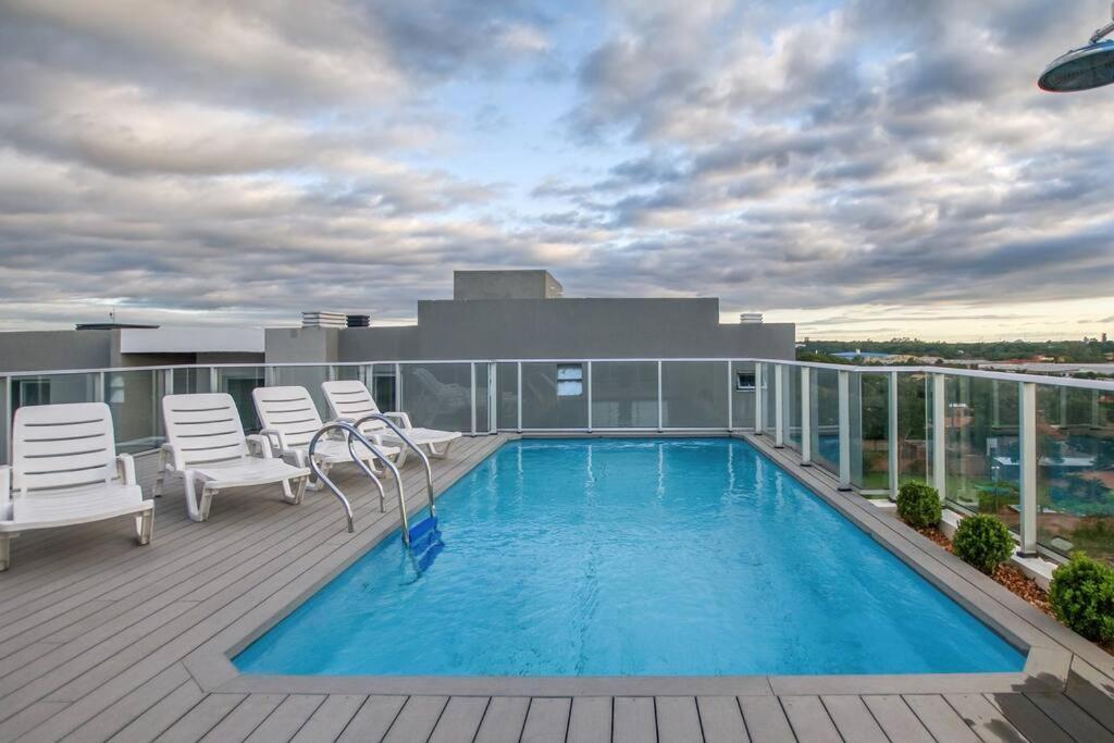 A Estrenar! Apartamento Con Pileta Zona Aeropuerto Wifi 200Mg Asunción Eksteriør billede